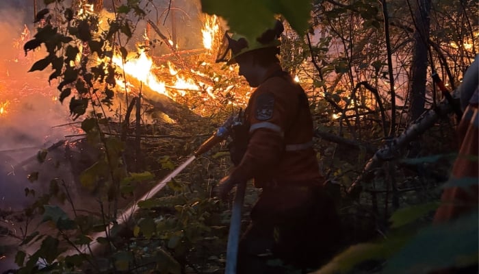 Ontario wildfires escalate
