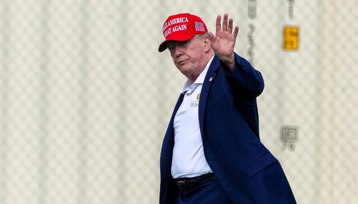 Trump returns to White House aug 16-2290770448 700x400
