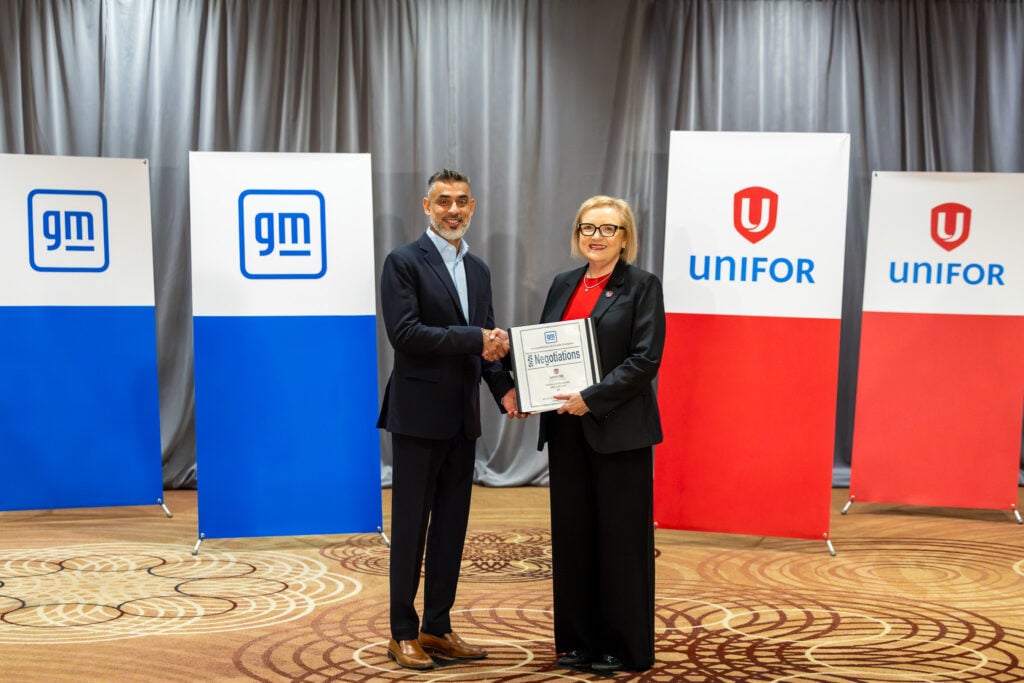 Unifor GM negotiations 3