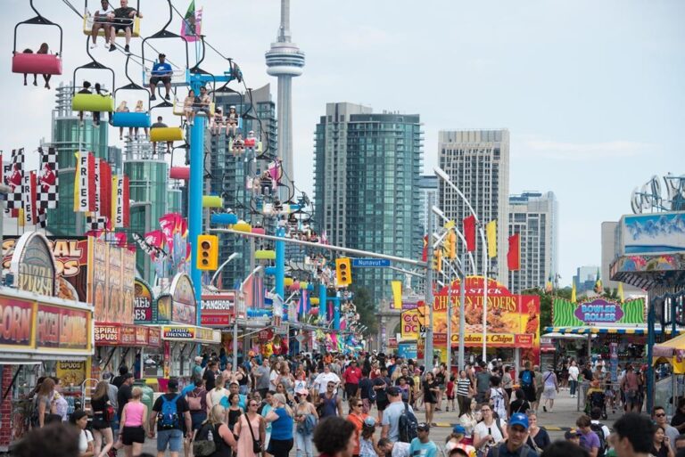 Polar Express ride at the CNE in Toronto reopens after injury earlier this week